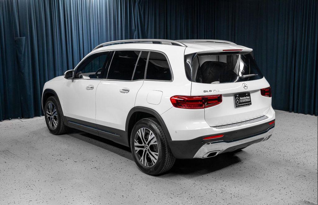 new 2025 Mercedes-Benz GLB 250 car, priced at $47,470
