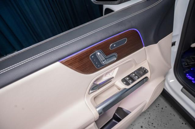 new 2025 Mercedes-Benz GLB 250 car, priced at $47,470