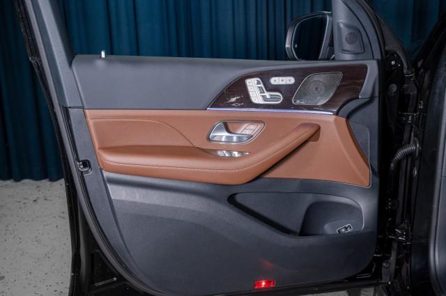 new 2025 Mercedes-Benz GLS 450 car, priced at $98,165