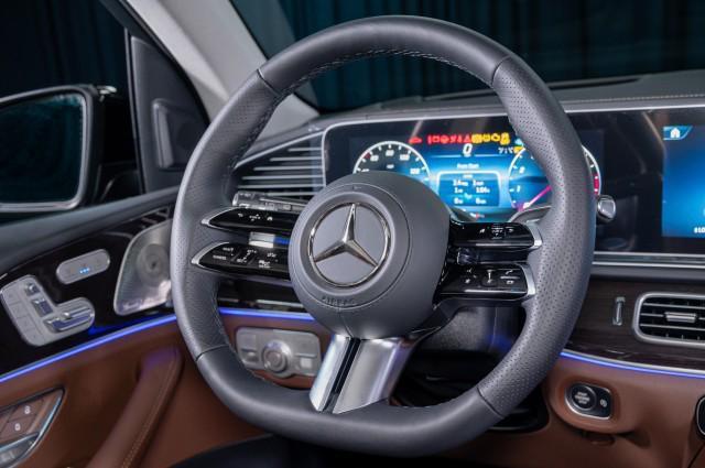 new 2025 Mercedes-Benz GLS 450 car, priced at $98,165