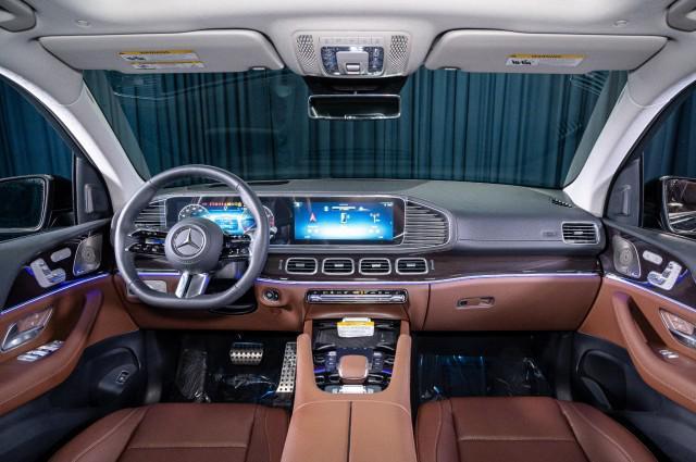 new 2025 Mercedes-Benz GLS 450 car, priced at $98,165