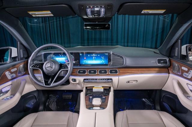 new 2025 Mercedes-Benz GLS 450 car, priced at $92,325