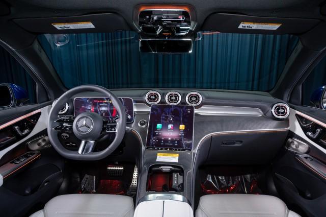 new 2025 Mercedes-Benz GLC 350e car, priced at $73,425