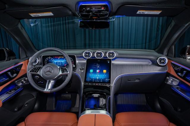 new 2025 Mercedes-Benz GLC 300 car, priced at $57,565