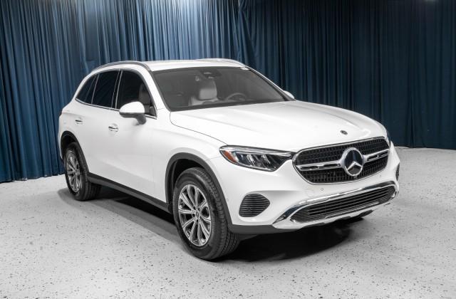 new 2025 Mercedes-Benz GLC 300 car, priced at $52,945