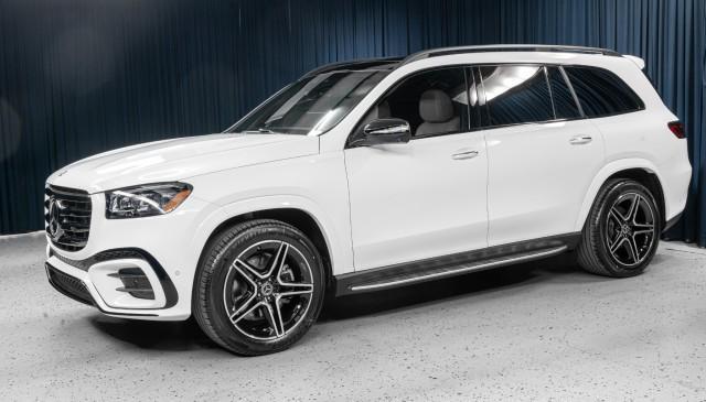 new 2025 Mercedes-Benz GLS 450 car, priced at $97,430