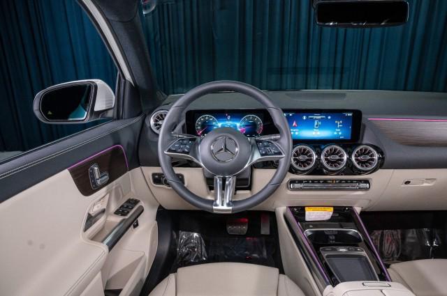 new 2025 Mercedes-Benz GLA 250 car, priced at $47,665