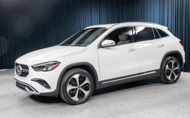 new 2025 Mercedes-Benz GLA 250 car, priced at $47,665