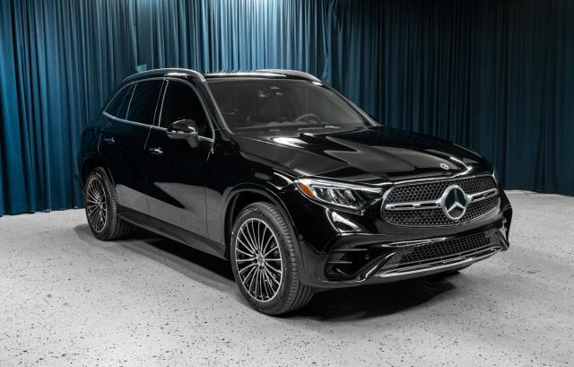 new 2025 Mercedes-Benz GLC 300 car, priced at $56,685
