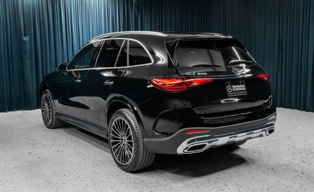 new 2025 Mercedes-Benz GLC 300 car, priced at $56,685