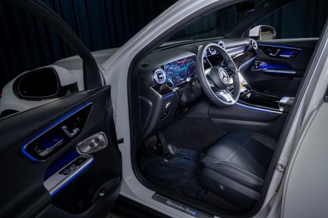 new 2025 Mercedes-Benz GLC 300 car, priced at $58,175