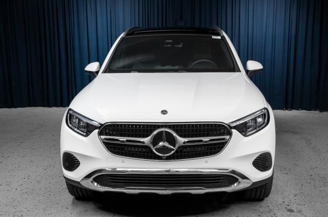 new 2025 Mercedes-Benz GLC 300 car, priced at $58,175