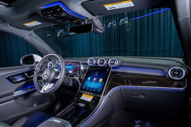 new 2025 Mercedes-Benz GLC 300 car, priced at $58,175