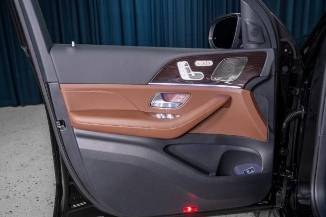 new 2025 Mercedes-Benz GLS 450 car, priced at $98,165