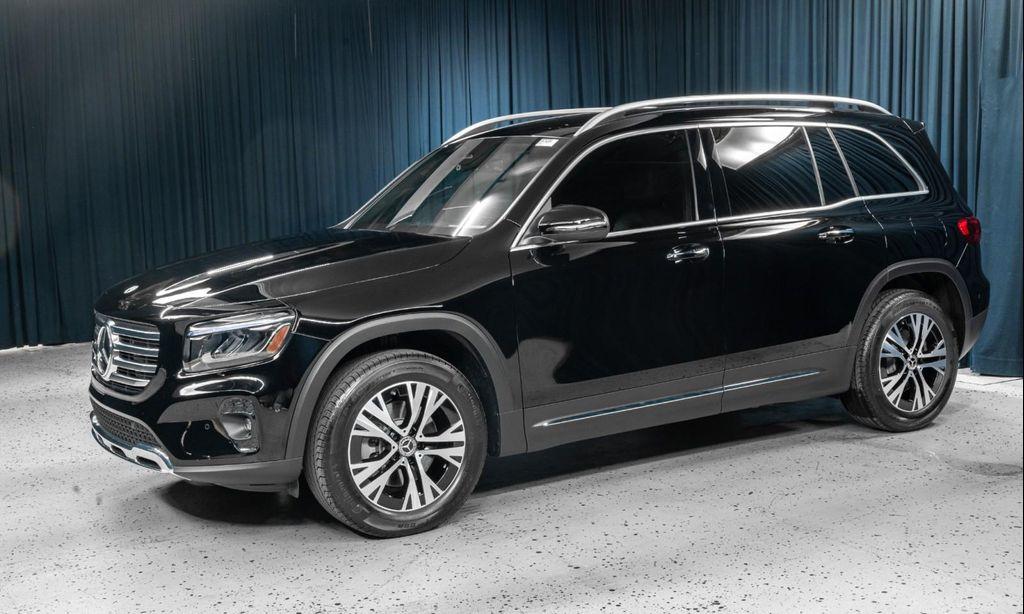 used 2025 Mercedes-Benz GLB 250 car, priced at $37,994