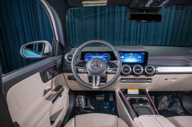 new 2024 Mercedes-Benz EQB 250 car, priced at $59,275