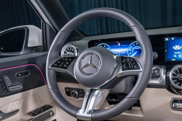 new 2024 Mercedes-Benz EQB 250 car, priced at $59,275