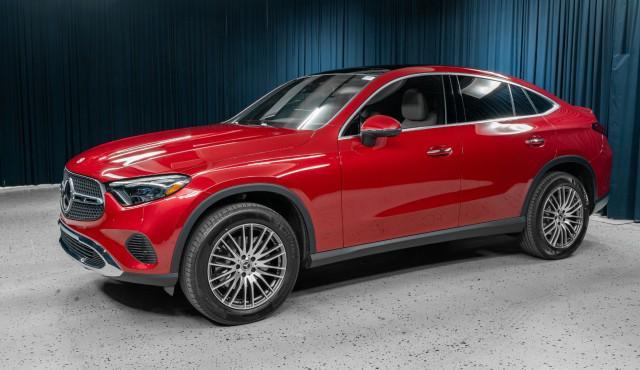 new 2025 Mercedes-Benz GLC 300 car, priced at $69,475