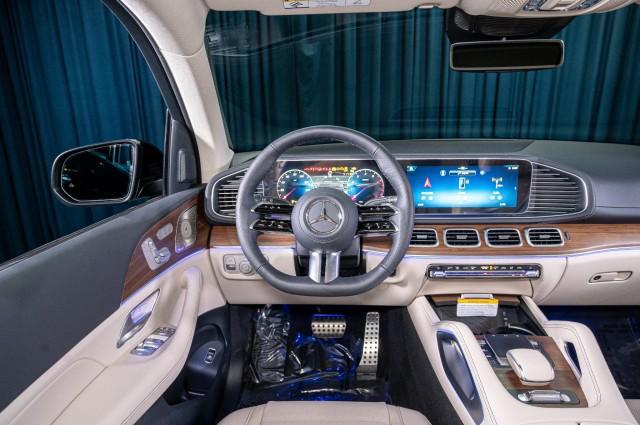 new 2025 Mercedes-Benz GLS 450 car, priced at $101,380