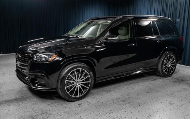 new 2025 Mercedes-Benz GLS 450 car, priced at $101,380