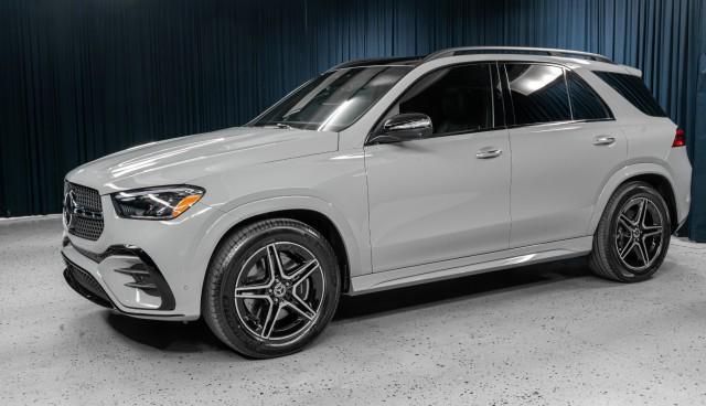 new 2025 Mercedes-Benz GLE 450 car, priced at $84,530