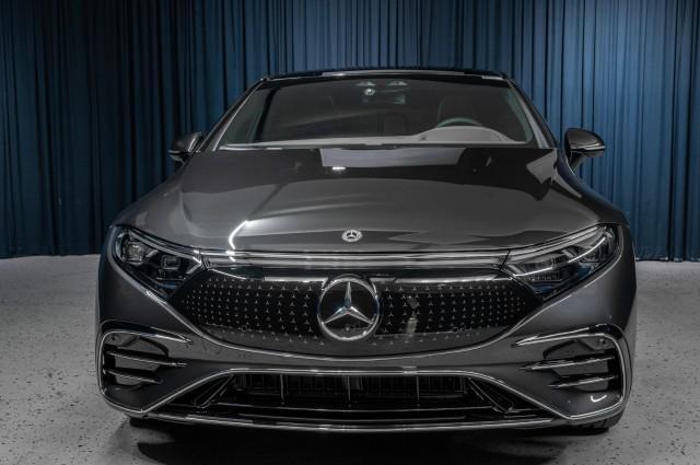 new 2024 Mercedes-Benz EQS 580 car, priced at $133,015