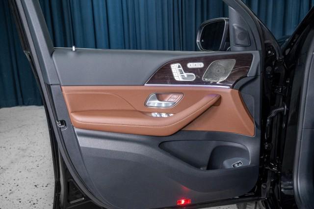 new 2025 Mercedes-Benz GLS 450 car, priced at $98,165