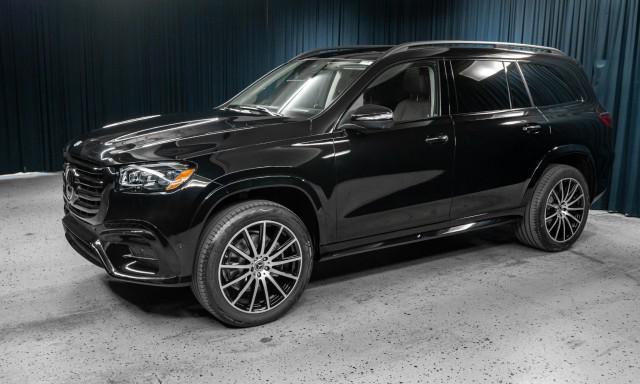 new 2025 Mercedes-Benz GLS 450 car, priced at $98,165