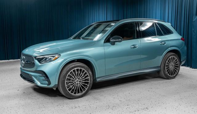 new 2025 Mercedes-Benz GLC 300 car, priced at $63,095