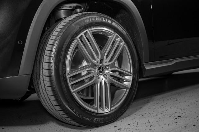 new 2026 Mercedes-Benz GLS 450 car, priced at $91,705