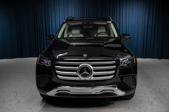 new 2026 Mercedes-Benz GLS 450 car, priced at $91,705
