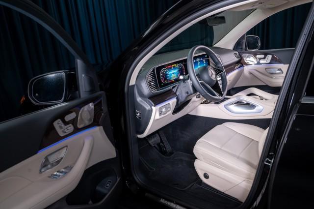new 2026 Mercedes-Benz GLS 450 car, priced at $91,705