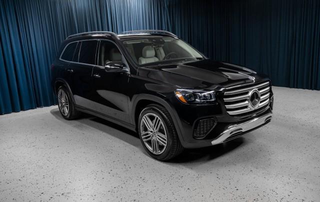 new 2026 Mercedes-Benz GLS 450 car, priced at $91,705