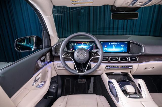 new 2026 Mercedes-Benz GLS 450 car, priced at $91,705