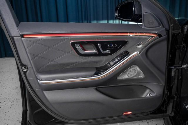 new 2025 Mercedes-Benz AMG S 63 E car, priced at $202,595