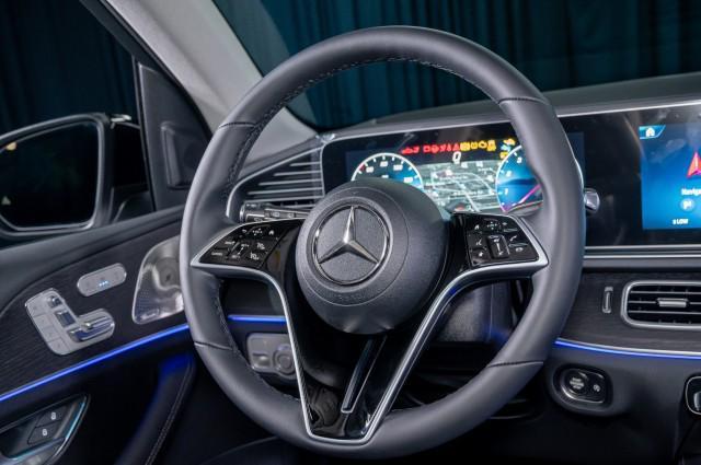 new 2025 Mercedes-Benz GLE 350 car, priced at $71,330