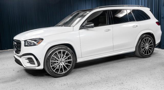 new 2025 Mercedes-Benz GLS 450 car, priced at $100,075