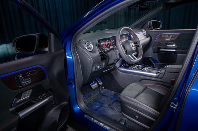 new 2025 Mercedes-Benz GLA 250 car, priced at $52,895