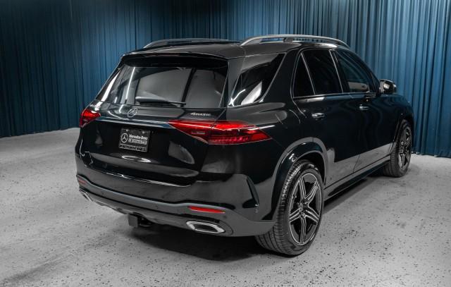 new 2025 Mercedes-Benz GLE 580 car, priced at $102,580