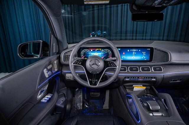 new 2025 Mercedes-Benz GLE 580 car, priced at $102,580