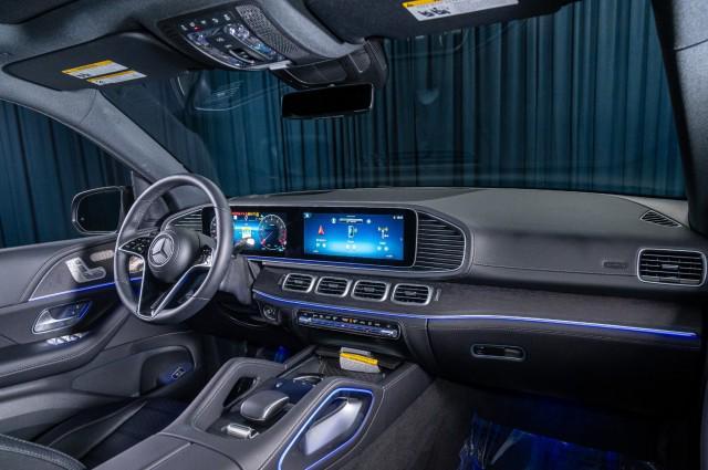 new 2025 Mercedes-Benz GLE 580 car, priced at $102,580