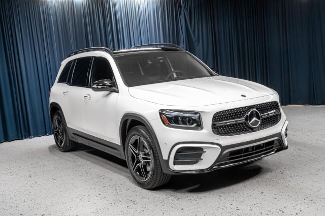 new 2024 Mercedes-Benz GLB 250 car, priced at $52,730