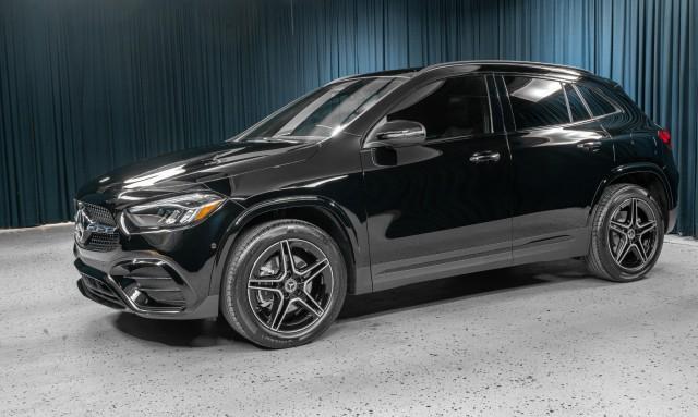 new 2025 Mercedes-Benz GLA 250 car, priced at $51,570