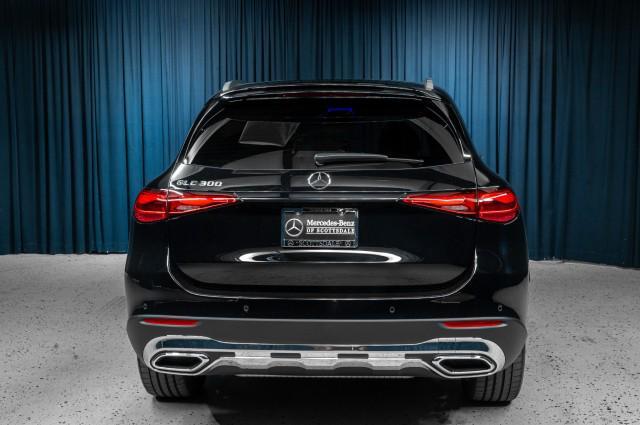 new 2025 Mercedes-Benz GLC 300 car, priced at $54,535