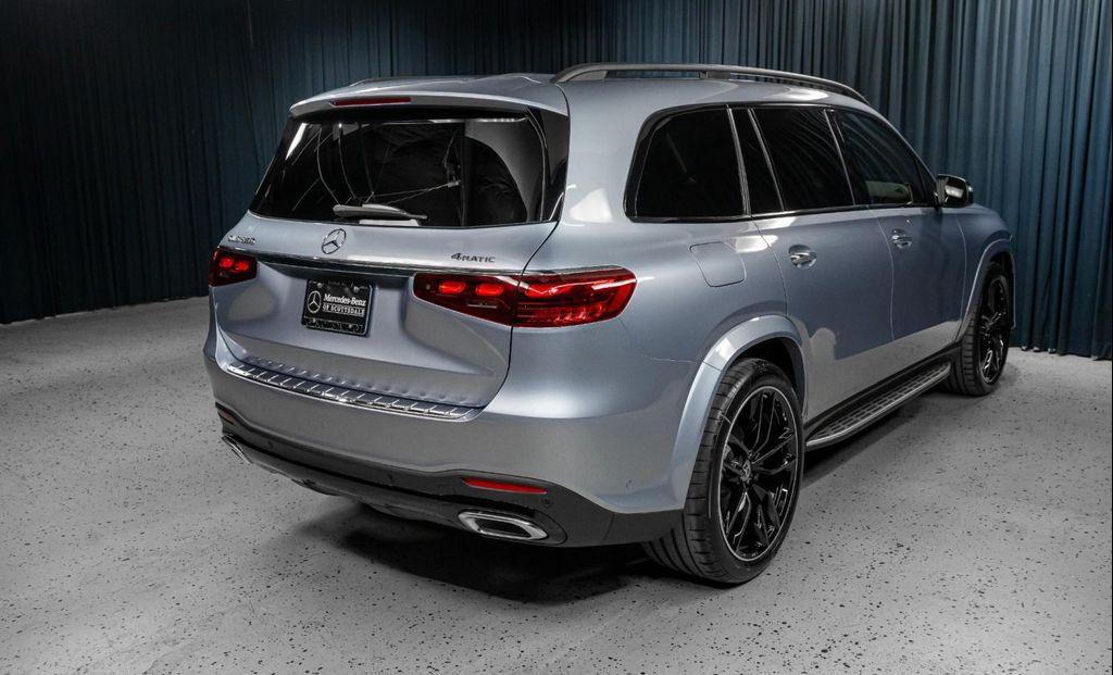 new 2026 Mercedes-Benz GLS 580 car, priced at $129,400