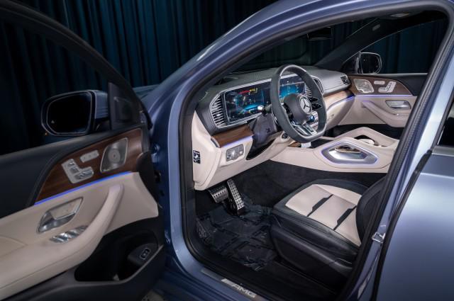 new 2025 Mercedes-Benz AMG GLE 53 car, priced at $108,405