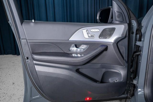new 2025 Mercedes-Benz GLE 450 car, priced at $89,670