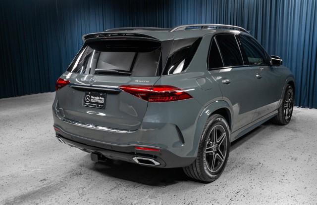 new 2025 Mercedes-Benz GLE 450 car, priced at $89,670