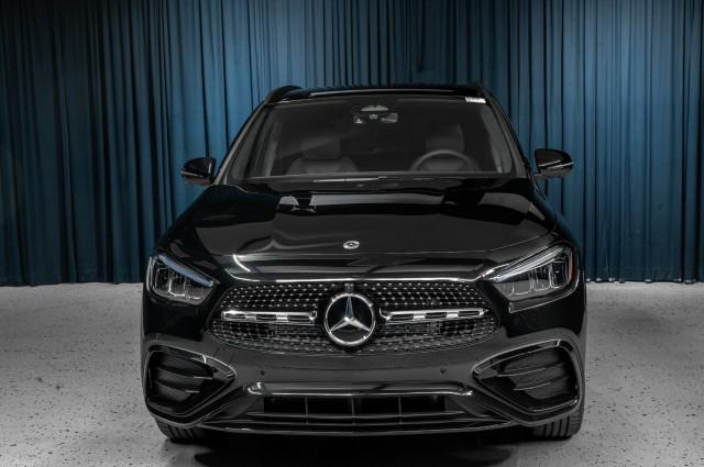 new 2025 Mercedes-Benz GLA 250 car, priced at $53,195