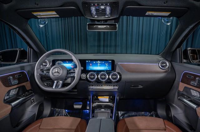 new 2025 Mercedes-Benz GLA 250 car, priced at $53,195